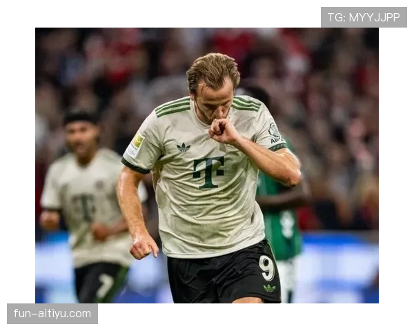 凯恩与莱万的终结模式演变：从禁区支点到外围策应