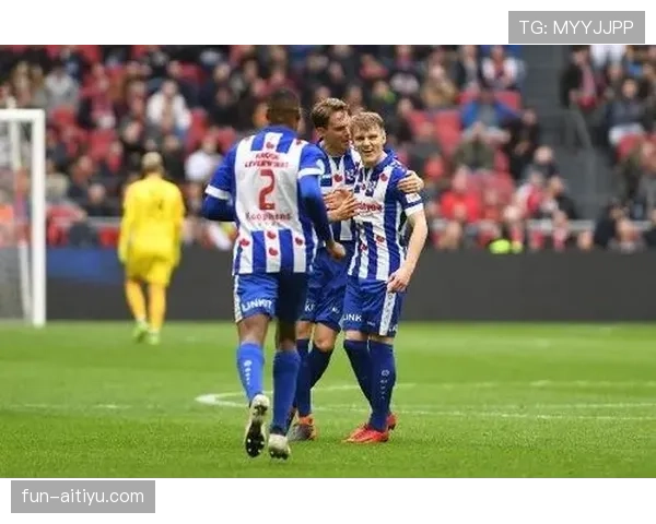 厄德高与布鲁诺费尔南德斯在中场策动频率上出现偏移趋势